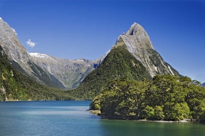 Picture of NEW ZEALAND, SOUTH ISLAND MITRE PEAK AND LAKE