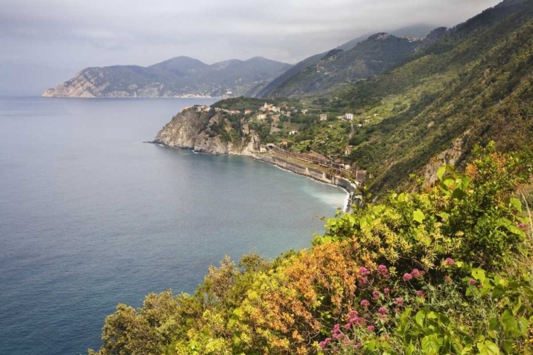 Picture of ITALY, CINQUE TERRE COASTAL SHORELINE LOOKOUT