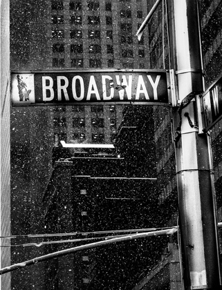 Picture of SNOW ON BROADWAY