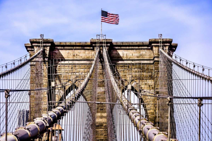 Picture of BROOKLYN BRIDGE WITH FLAG