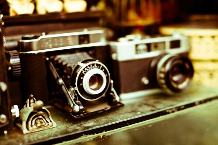 Picture of VINTAGE CAMERAS