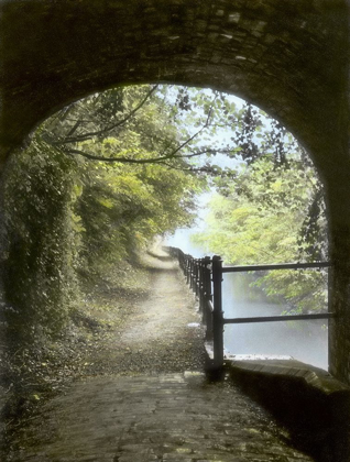 Picture of SHREWLEY TUNNEL