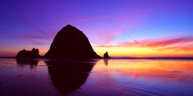 Picture of CANNON BEACH I