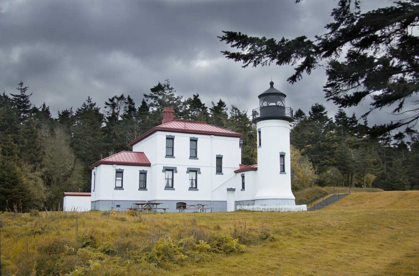 Picture of ADMIRALTY HEAD LIGHTHOUSE
