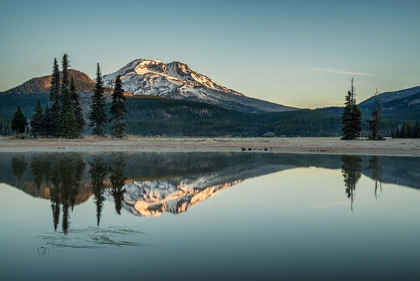 Picture of SPARKS LAKE MORNING