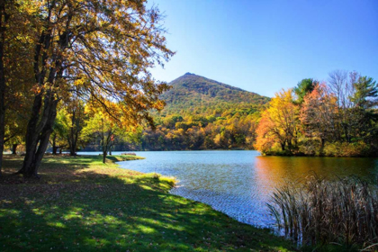 Picture of PEAKS OF OTTER LAKE I