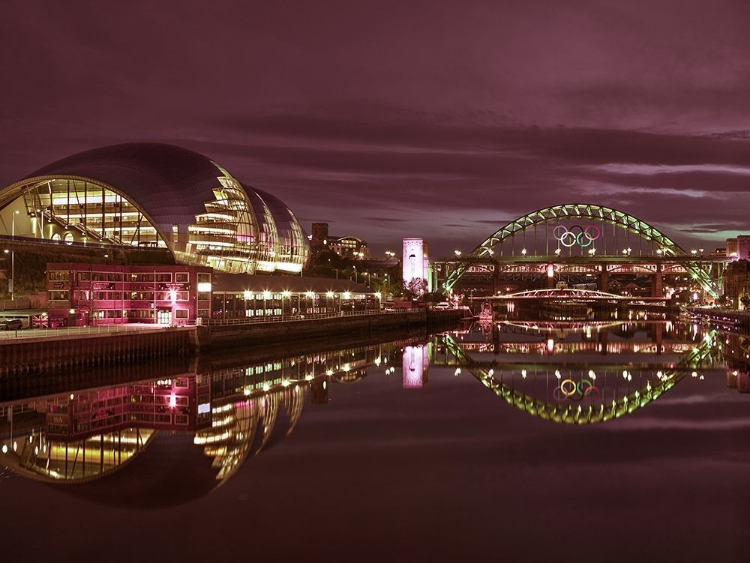 Picture of THE SAGE GATESHEAD AND THE TYNE BRIDGE, NEWCASTLE UPON TYNE, FTBR-1879