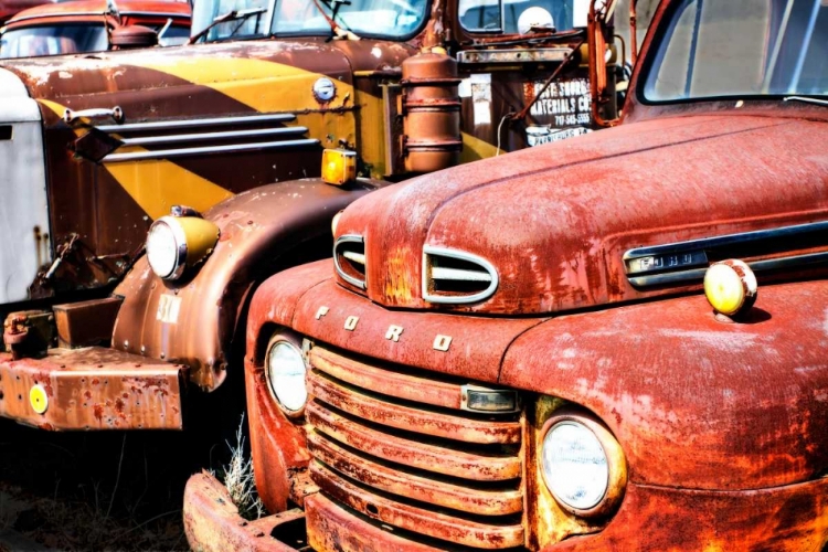 Picture of RUSTY OLD TRUCK II