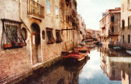 Picture of VENICE AT REST - NO BORDER