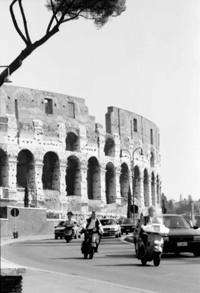 Picture of COLESSIUM WITH MOPED ROME