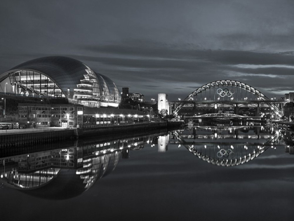 Picture of THE SAGE GATESHEAD AND THE TYNE BRIDGE, NEWCASTLE UPON TYNE, FTBR-1878