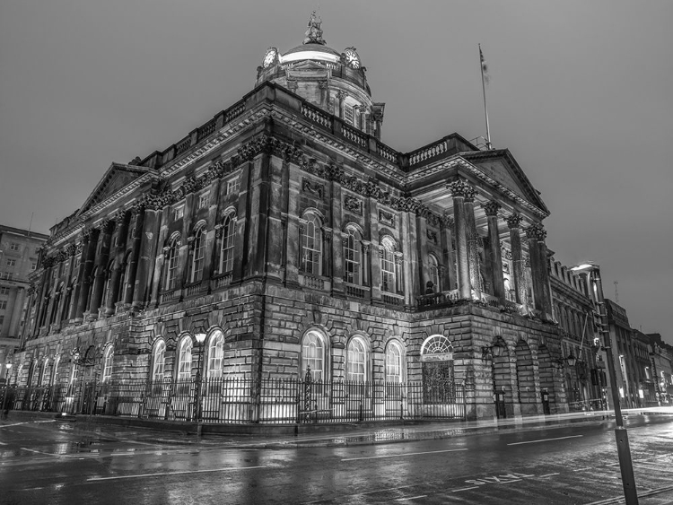 Picture of TOWN HALL BUILDING AT NIGHT, LIVERPOOL, FTBR-1868