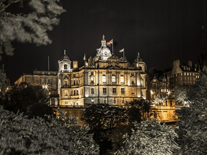 Picture of LLOYDS BANKING GROUP BUILDING AT NIGHT