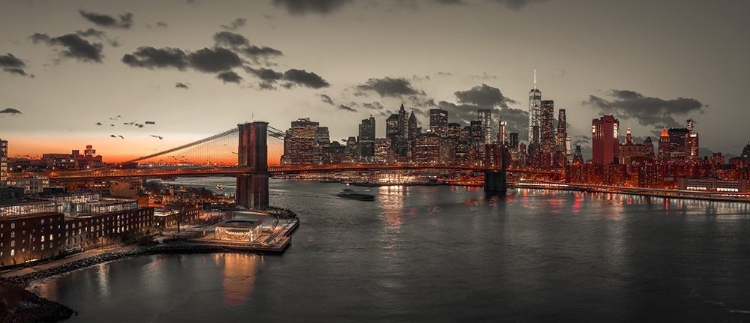 Picture of EVENING VIEW OF LOWER MANHATTAN SKY|SKYLINE WITH BROOKLYN BRIDGE OVER EAST RIVER, NEW YORK, FTBR-190