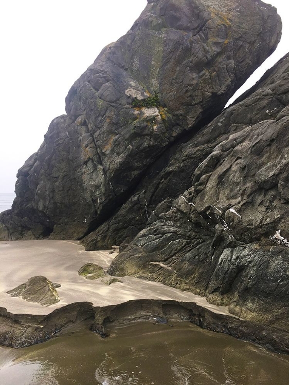 Picture of HAYSTACK ON BEACH I