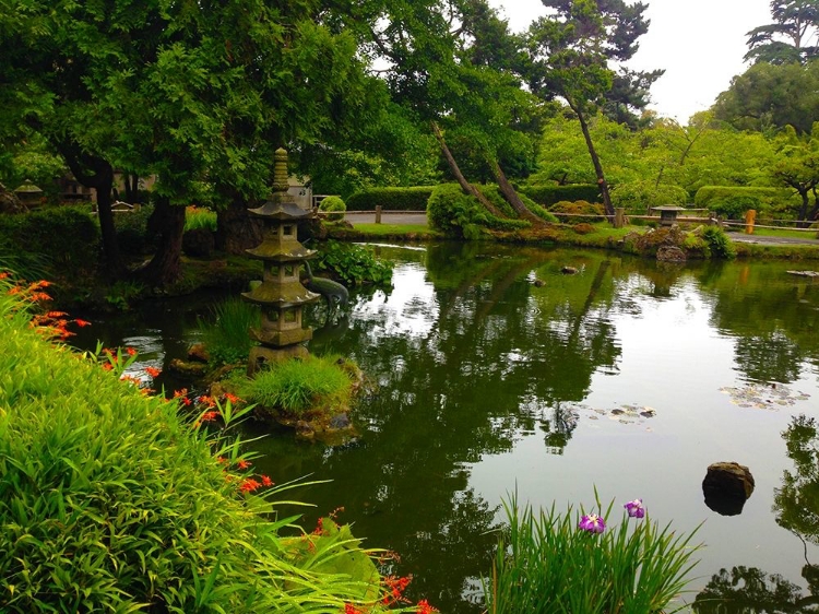 Picture of PAGODA GARDEN I