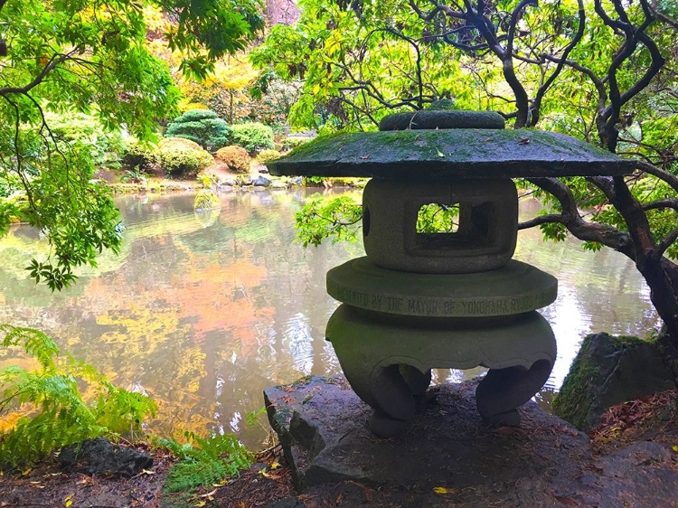 Picture of PAGODA GARDEN IV