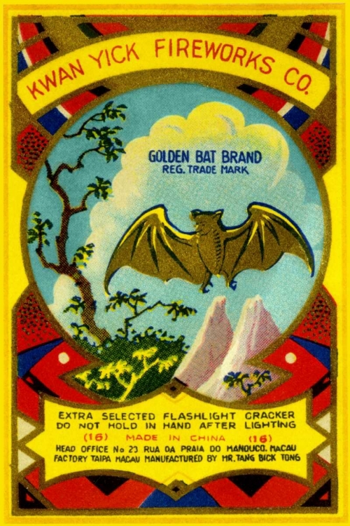 Picture of GOLDEN BAT FIRECRACKERS