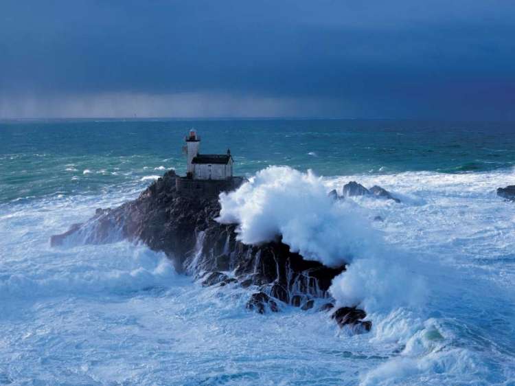 Picture of PHARE DE TEVENNEC, BRETAGNE