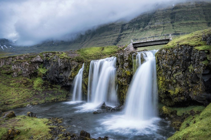 Picture of TROLL BRIDGE