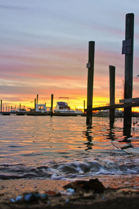 Picture of SUNSET HARBOUR