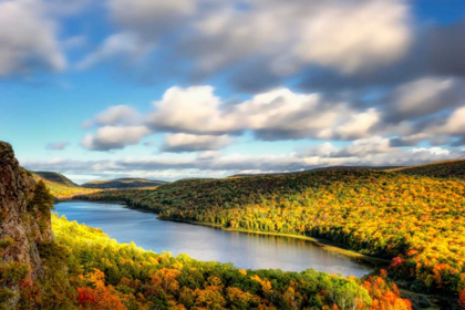 Picture of LAKE OF THE CLOUDS