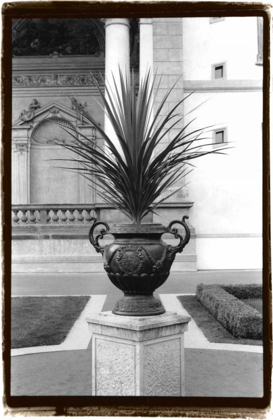 Picture of ROYAL URN I