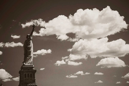 Picture of LIBERTY IN THE CLOUDS