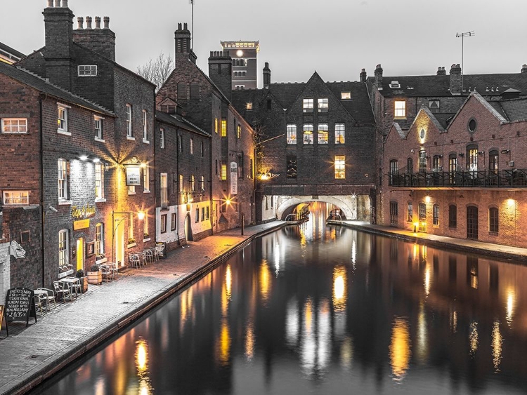 Picture of VIEW OF GAS STREET BASIN AT EVENING IN BIRMINGHAM, UK