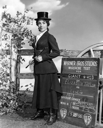 Picture of WARDROBE TEST - GIANT - ELIZABETH TAYLOR