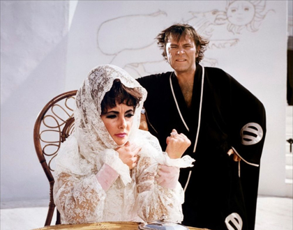 Picture of ELIZABETH TAYLOR AND RICHARD BURTON IN BOOM