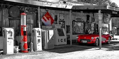 Picture of VINTAGE GAS STATION ON ROUTE 66