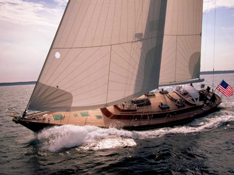 Picture of SAILBOAT LEANING TO THE SIDE