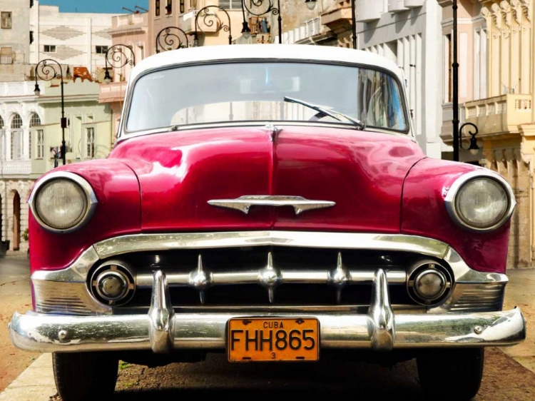 Picture of CLASSIC AMERICAN CAR IN HABANA, CUBA