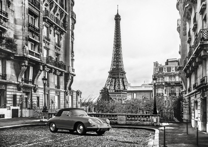 Picture of ROADSTER IN PARIS