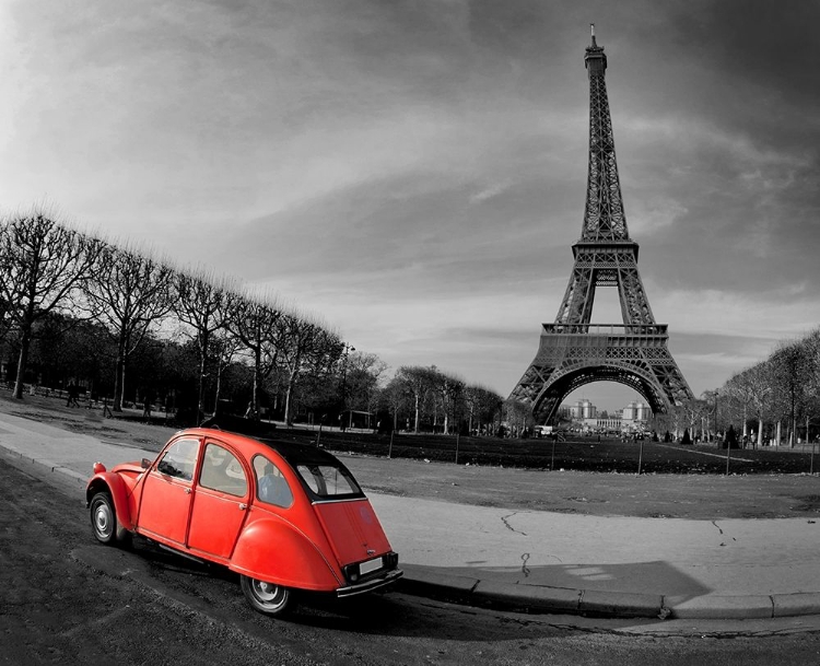 Picture of RED IN MOTION BY THE EIFFEL TOWER