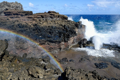 Picture of RAINBOW AT NAKALELE BLOWHOLE