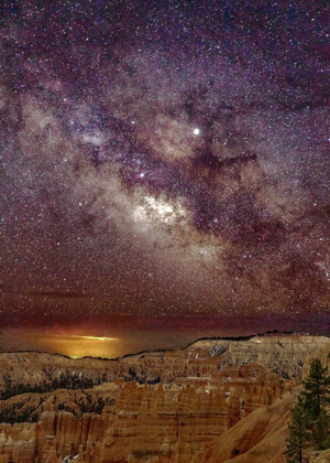 Picture of MILKY WAY OVER BRYCE CANYON (PORTRAIT)