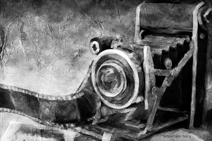 Picture of VINTAGE CAMERA BLACK AND WHITE  