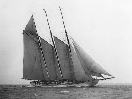 Picture of THE SCHOONER KARINA AT SAIL 1919
