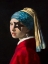 Picture of GIRL WITH SKULL HEARRING