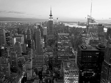 Picture of SKYLINE OF MIDTOWN MANHATTAN, NYC
