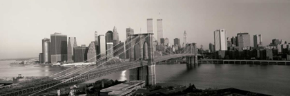 Picture of BROOKLYN BRIDGE AND MANHATTAN AT SUNRISE