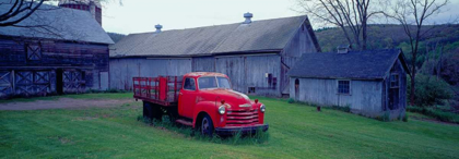 Picture of RED VINTAGE PICKUP