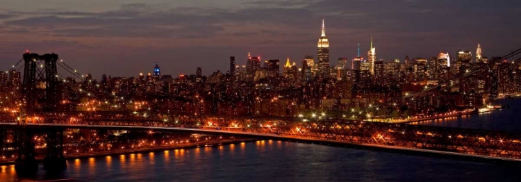 Picture of MIDTOWN MANHATTAN AND WILLIAMSBURG BRIDGE