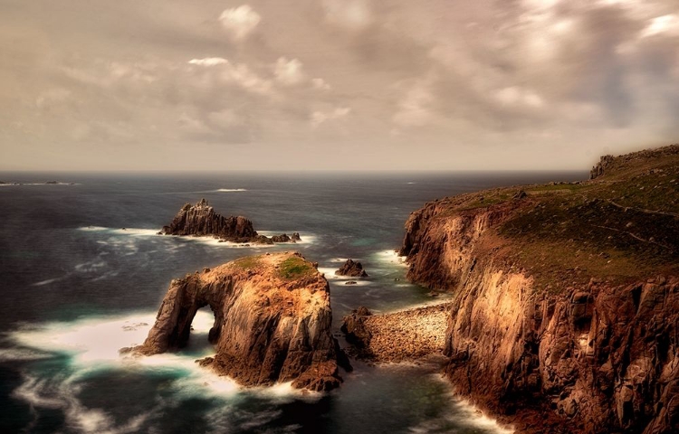 Picture of ENYSDODMAN ARCH. OR LANDS END ARCH. CORNWALL, ENGLAND