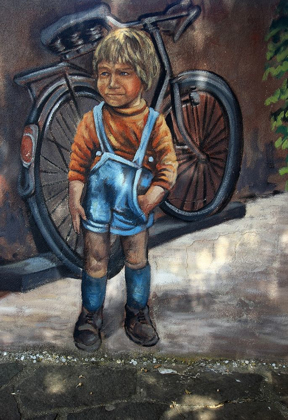 Picture of MURALS PAINTING WITH A CHILD AND A BICYCLE 