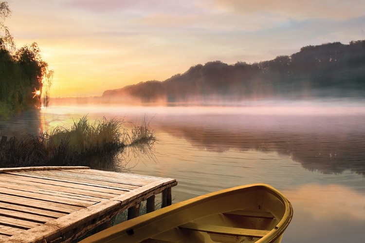 Picture of FOGGY BOAT AND LAKE