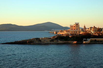 Picture of SWEET SUNSET ON THE CASTLE IN FRONT OF THE SEA