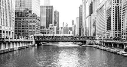 Picture of BW CHICAGO RIVER VIEW